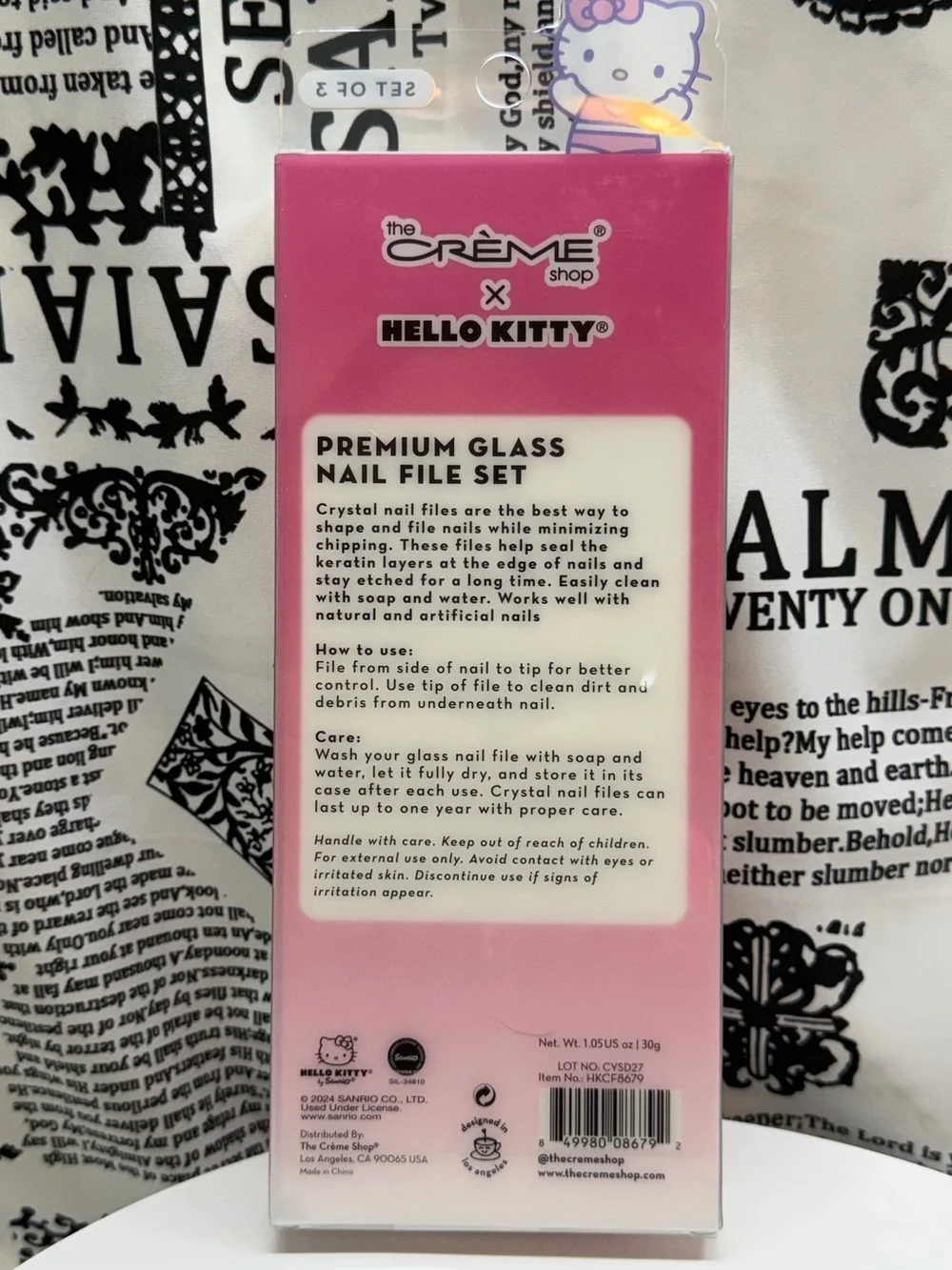 New x Hello Kitty Pink Premium Glass Nail File Set & Pink Bath Bomb